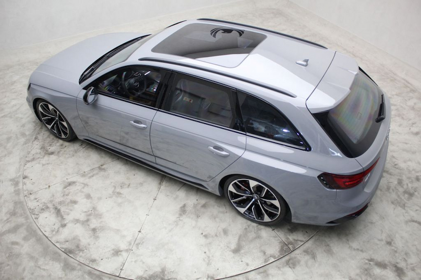 Foto do veículo AUDI RS 4 AVANT QUATTRO 2019 12.830 KM 579.000,00