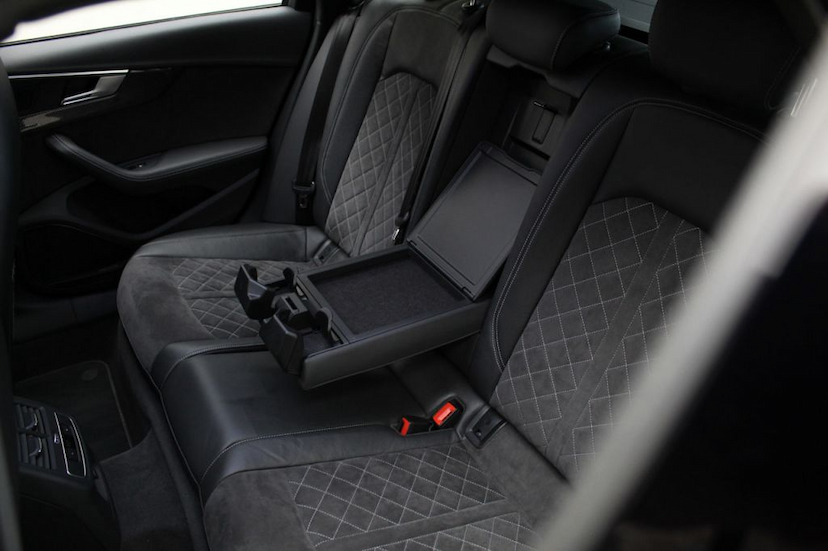 Foto do veículo AUDI RS 4 AVANT QUATTRO 2019 12.830 KM 579.000,00
