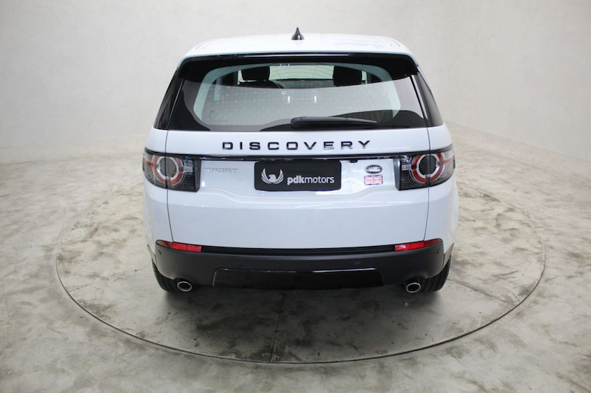 Foto do veículo LAND ROVER  DISCOVERY SPORT SE 2018 12.150 KM 175.900,00
