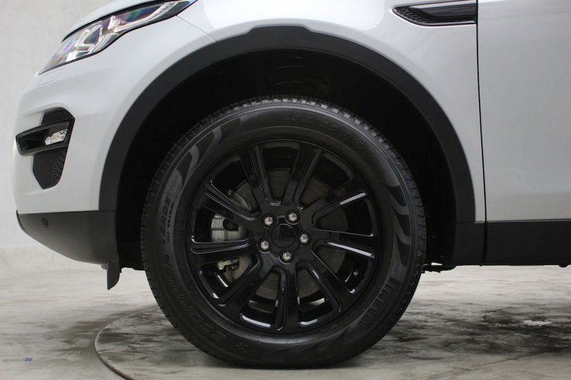 Foto do veículo LAND ROVER  DISCOVERY SPORT SE 2018 12.150 KM 175.900,00