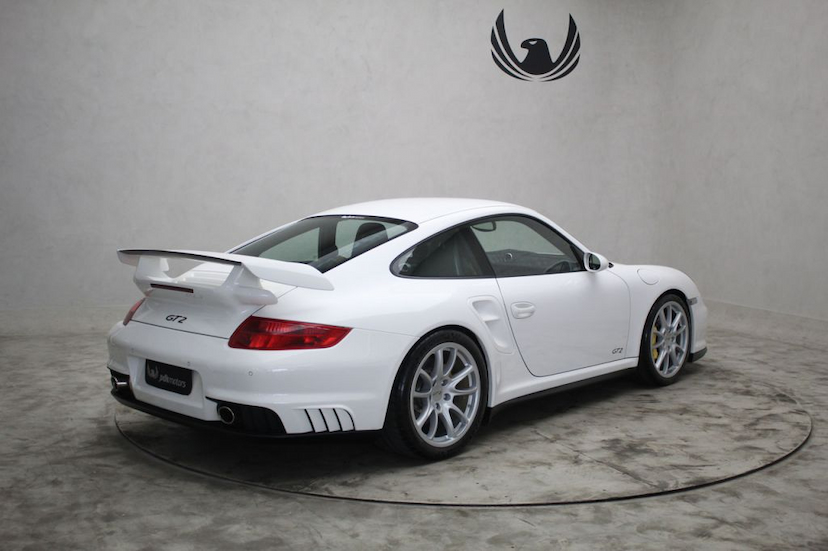 Foto do veículo PORSCHE  911 GT2 2008 22.850 KM 2.200.000,00