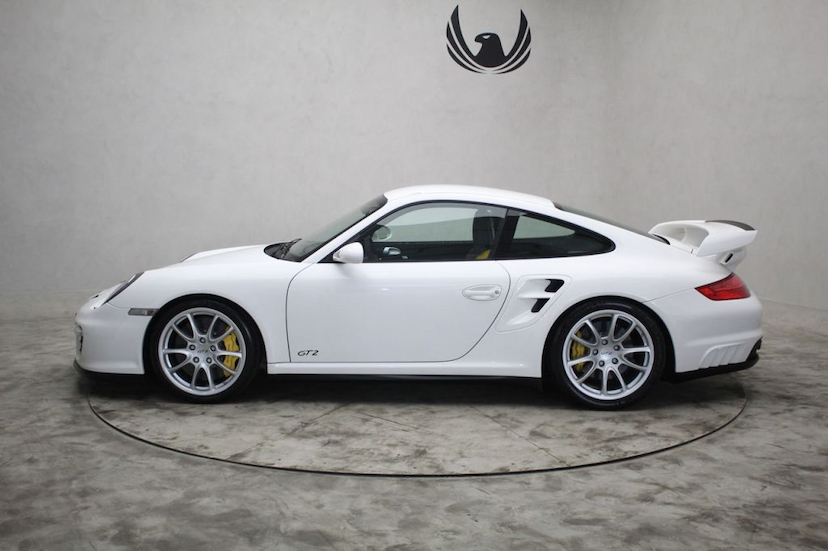 Foto do veículo PORSCHE  911 GT2 2008 22.850 KM 2.200.000,00