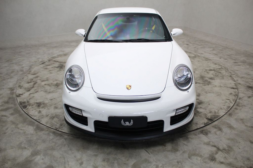Foto do veículo PORSCHE  911 GT2 2008 22.850 KM 2.200.000,00