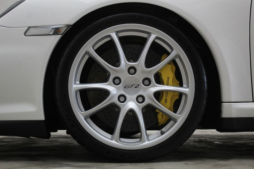 Foto do veículo PORSCHE  911 GT2 2008 22.850 KM 2.200.000,00