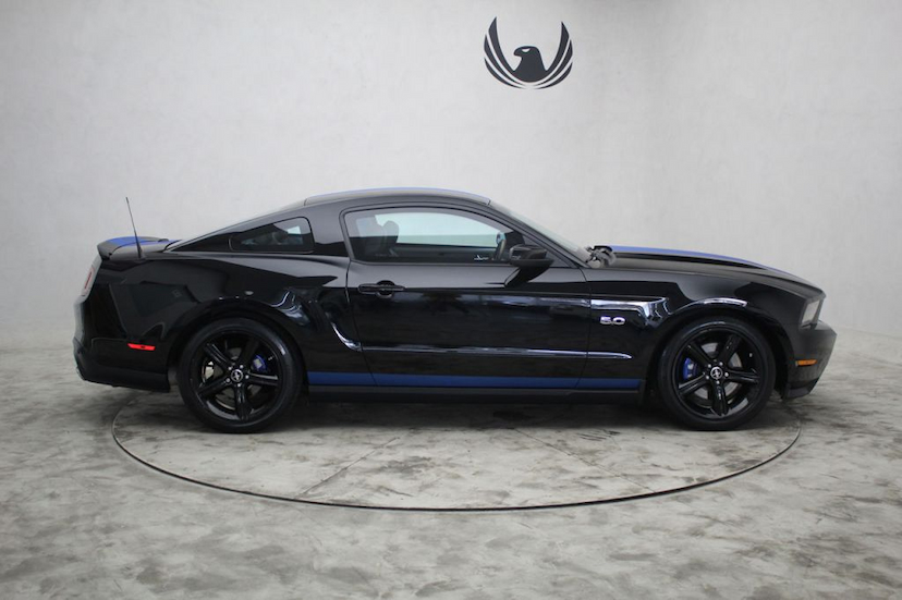 Foto do veículo FORD MUSTANG MUSTANG GT PREMIUM 2012 27.135 KM 210.000,00