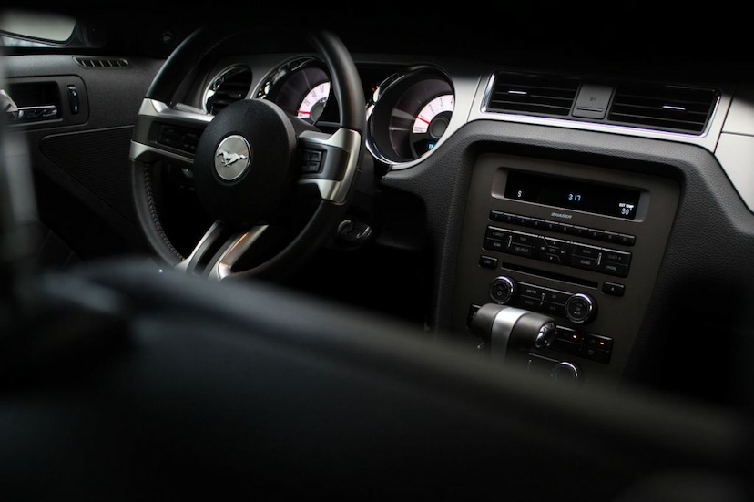 Foto do veículo FORD MUSTANG MUSTANG GT PREMIUM 2012 27.135 KM 210.000,00