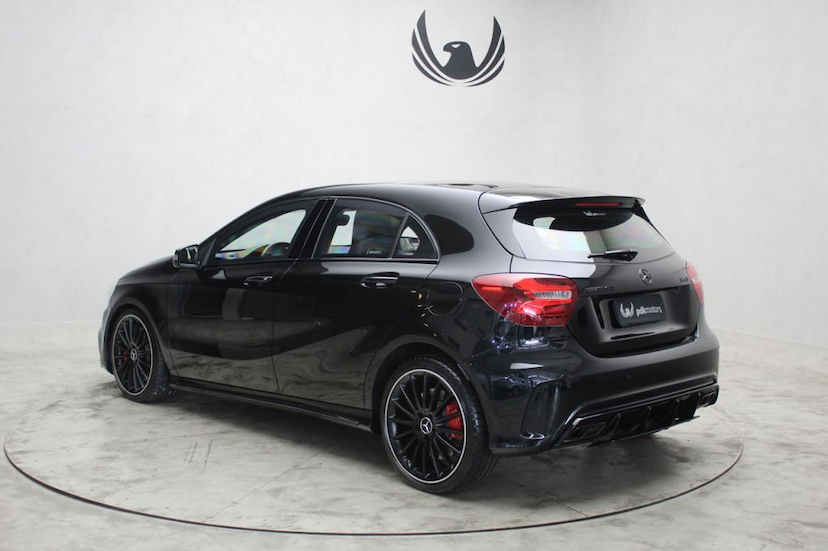 Foto do veículo MERCEDES-BENZ  A45 AMG 2018 4.971 KM 269.000,00