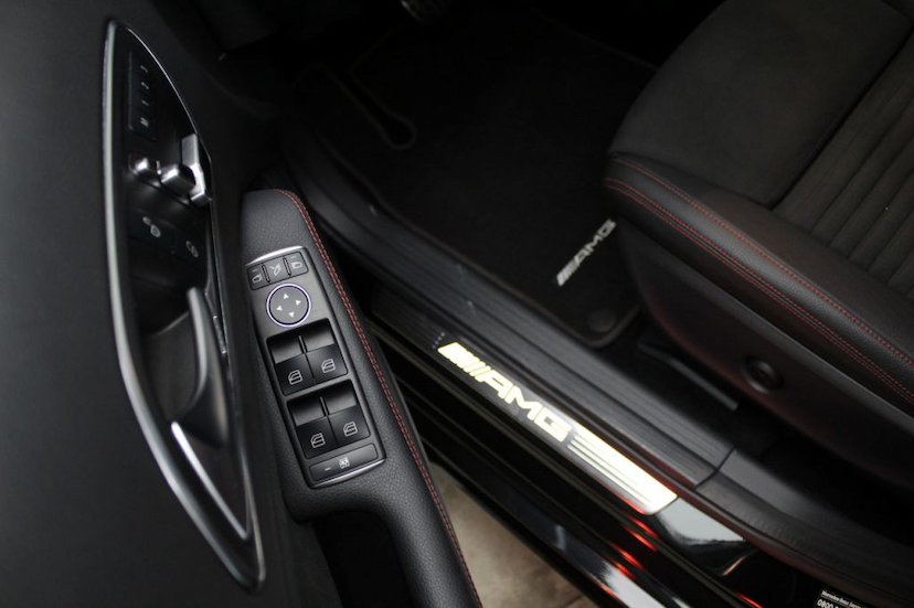 Foto do veículo MERCEDES-BENZ  A45 AMG 2018 4.971 KM 269.000,00