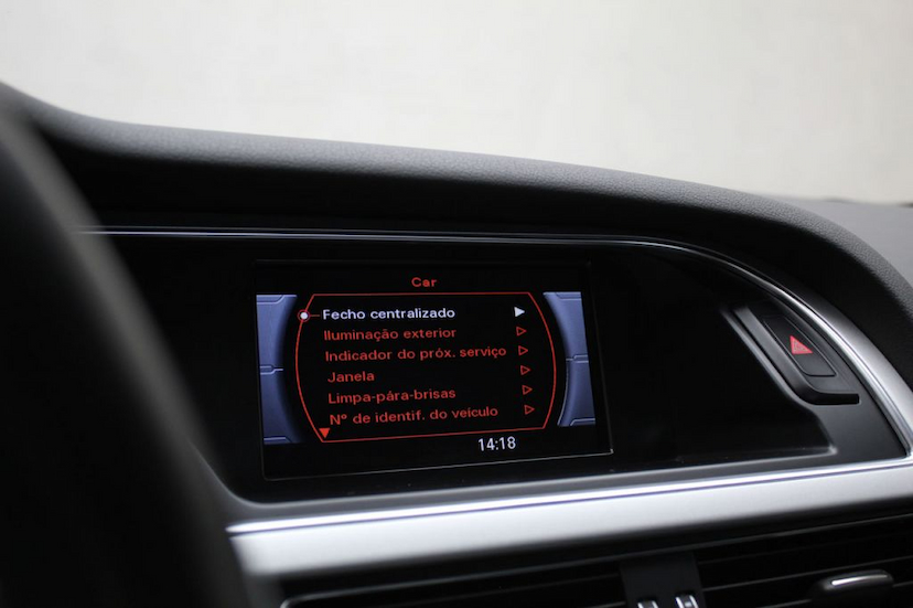 Foto do veículo AUDI A4 SEDAN A4 1.8 AMBIENTE 2016 60.200 KM 94.900,00