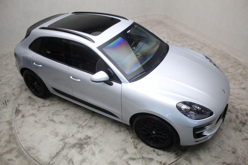 Foto do veículo PORSCHE MACAN MACAN GTS 2017 28.344 KM 389.000,00