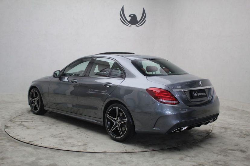 Foto do veículo MERCEDES-BENZ  C300 SPORT 2018 16.971 KM 199.900,00