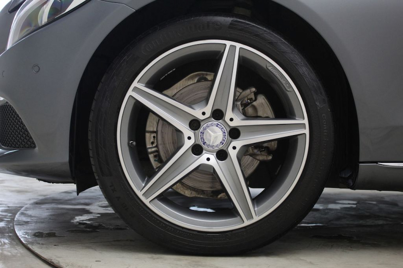 Foto do veículo MERCEDES-BENZ  C200 AVANTGARD 2017 33.780 KM 169.000,00