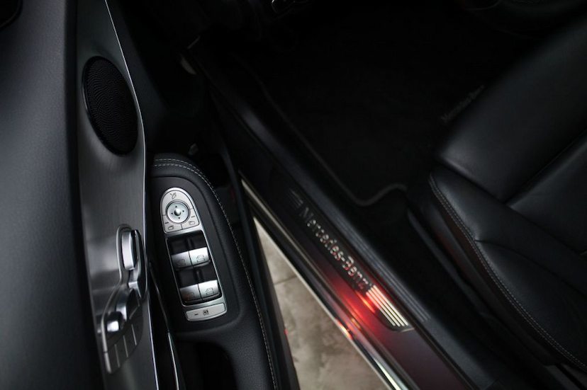 Foto do veículo MERCEDES-BENZ  C200 AVANTGARD 2017 33.780 KM 169.000,00