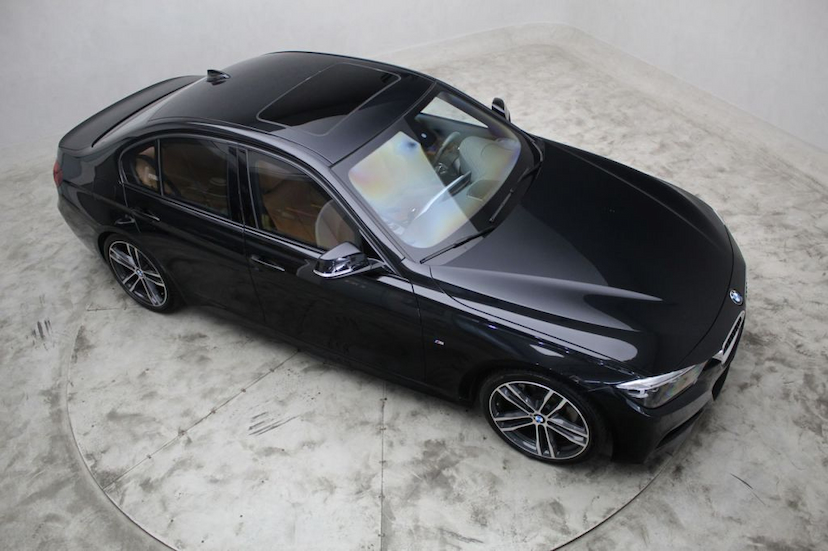 Foto do veículo BMW 328I 328I M SPORT 2018 19.892 KM 180.000,00