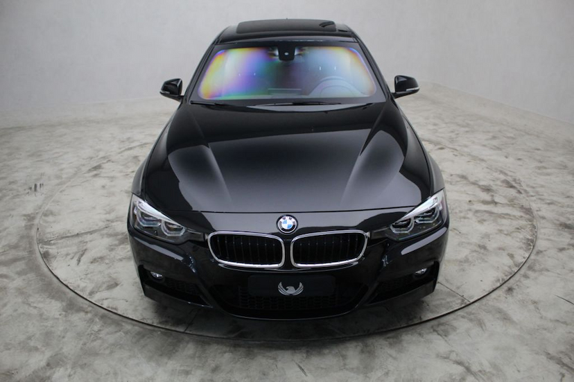 Foto do veículo BMW 328I 328I M SPORT 2018 19.892 KM 180.000,00
