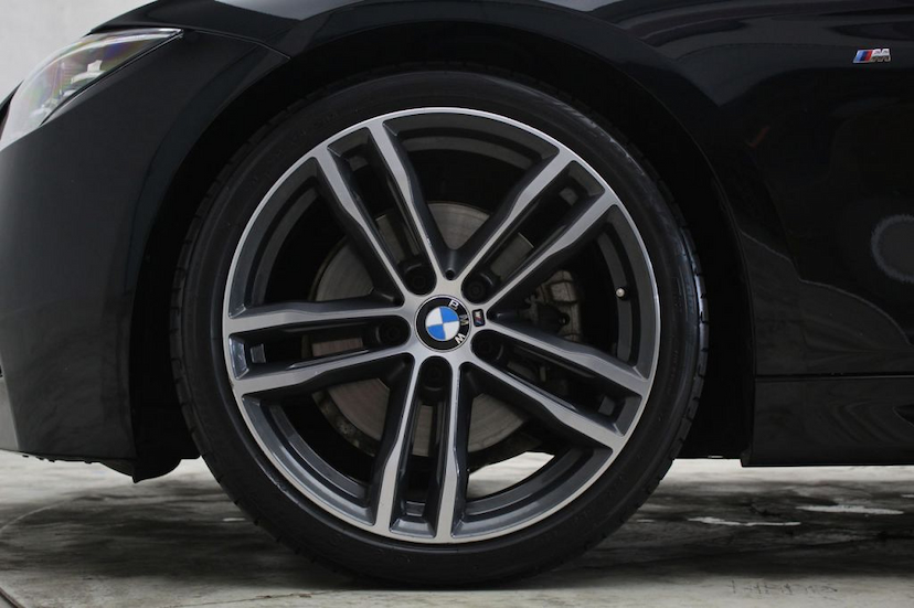 Foto do veículo BMW 328I 328I M SPORT 2018 19.892 KM 180.000,00