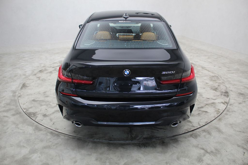 Foto do veículo BMW 320I M SPORT 2021 50 KM 339.000,00