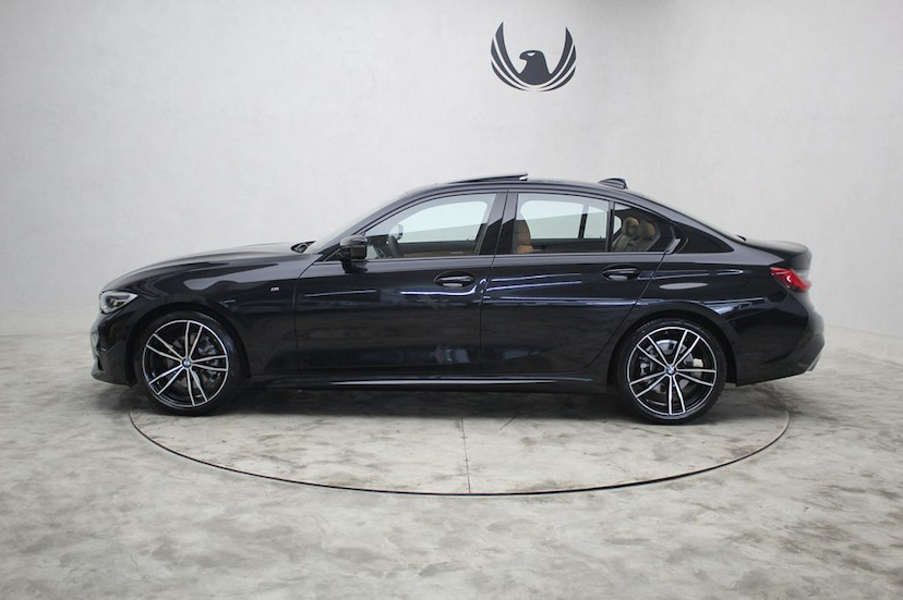 Foto do veículo BMW 320I M SPORT 2021 50 KM 339.000,00