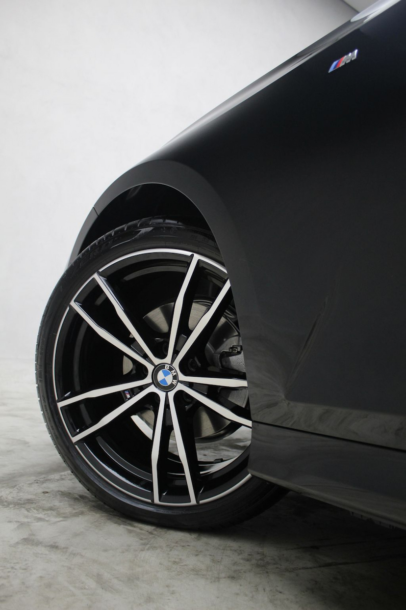 Foto do veículo BMW 320I M SPORT 2021 50 KM 339.000,00