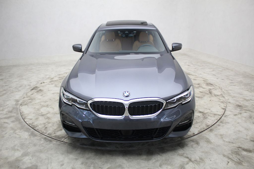 Foto do veículo BMW 320I M SPORT 2021 1.355 KM 359.000,00