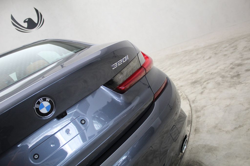 Foto do veículo BMW 320I M SPORT 2021 1.355 KM 359.000,00