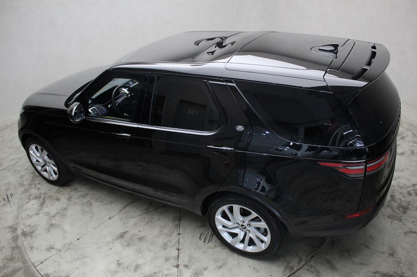 Foto do veículo LAND ROVER DISCOVERY HSE TD6 2019 26.800 KM 499.000,00