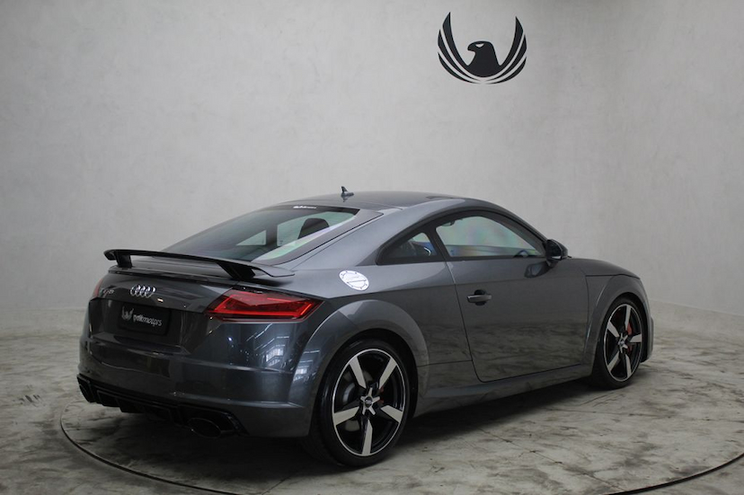 Foto do veículo AUDI TT RS COUPE COUPE 2018 17.735 KM 400.000,00