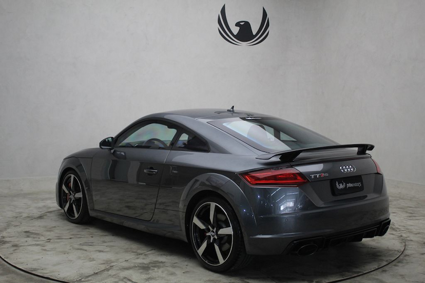 Foto do veículo AUDI TT RS COUPE COUPE 2018 17.735 KM 400.000,00