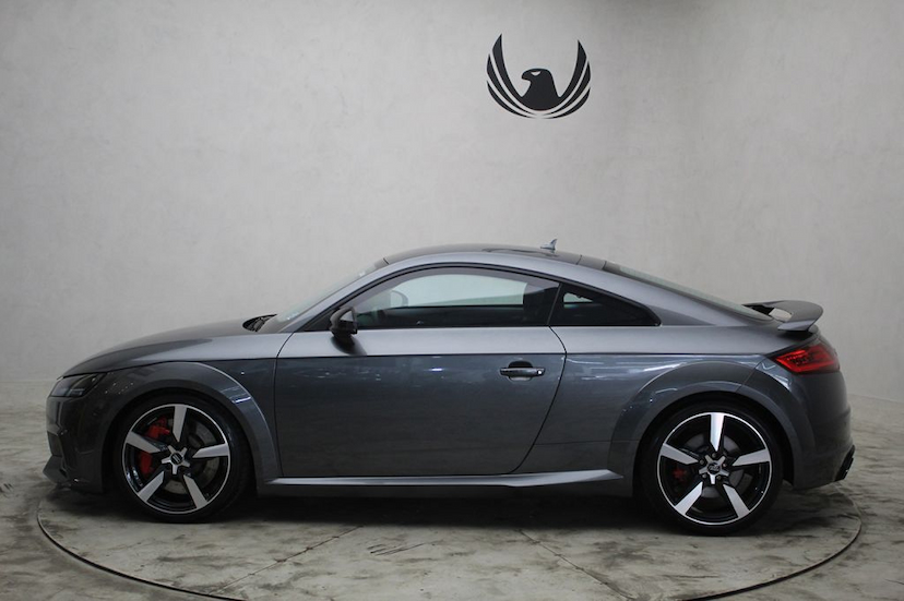 Foto do veículo AUDI TT RS COUPE COUPE 2018 17.735 KM 400.000,00