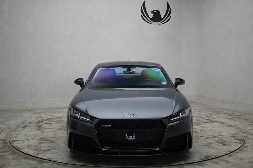 Foto do veículo AUDI TT RS COUPE COUPE 2018 17.735 KM 400.000,00