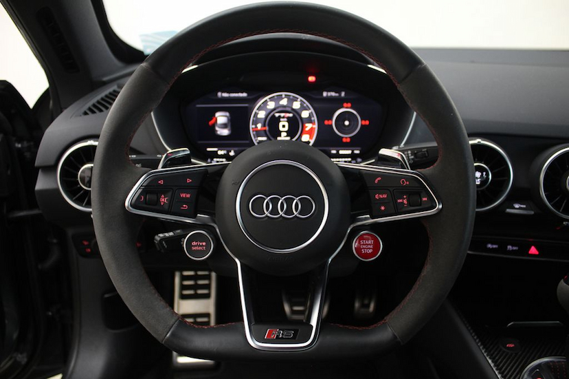 Foto do veículo AUDI TT RS COUPE COUPE 2018 17.735 KM 400.000,00