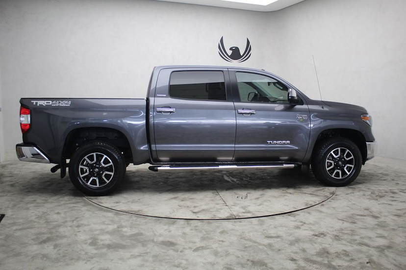 Foto do veículo TOYOTA TUNDRA CABINE DUPLA LIMITED 4X4 2018 7.965 KM 470.000,00