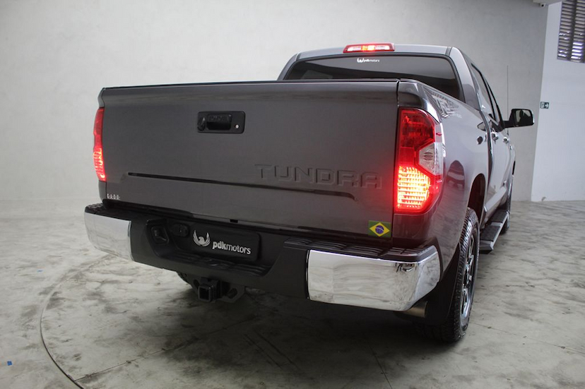 Foto do veículo TOYOTA TUNDRA CABINE DUPLA LIMITED 4X4 2018 7.965 KM 470.000,00