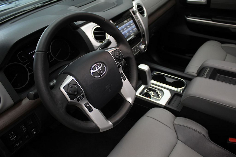 Foto do veículo TOYOTA TUNDRA CABINE DUPLA LIMITED 4X4 2018 7.965 KM 470.000,00