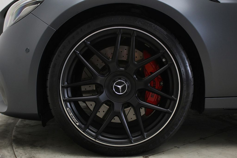 Foto do veículo MERCEDES-BENZ E63 S AMG 4MATIC 2019 9.565 KM 630.000,00