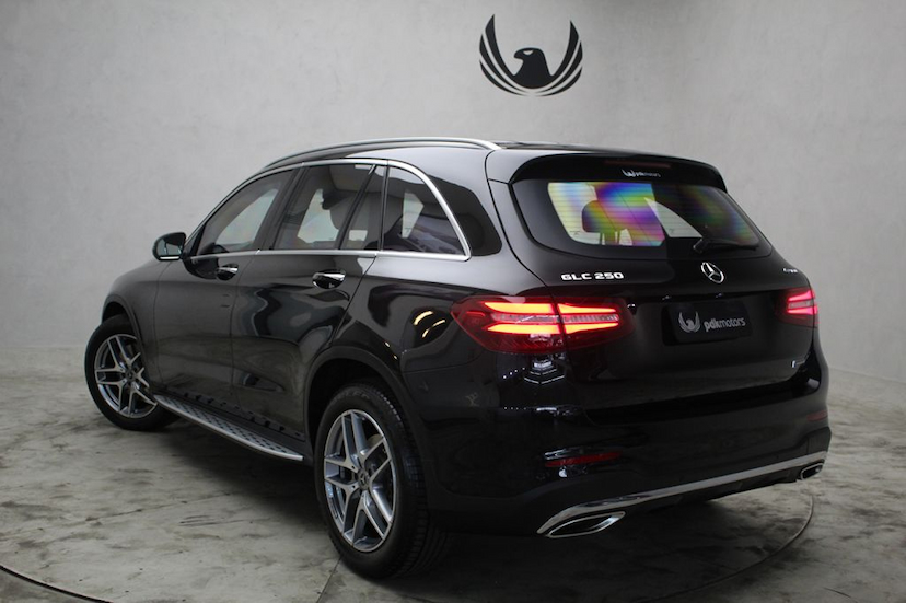 Foto do veículo MERCEDES-BENZ GLC 250 HIGHWAY 2019 16.912 KM 320.000,00