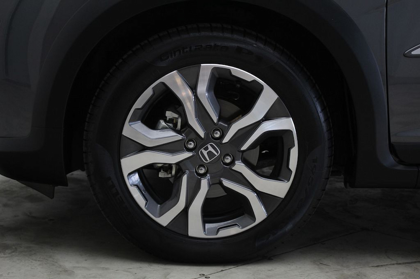 Foto do veículo HONDA WRV EXL CVT 2019 6.430 KM 120.000,00