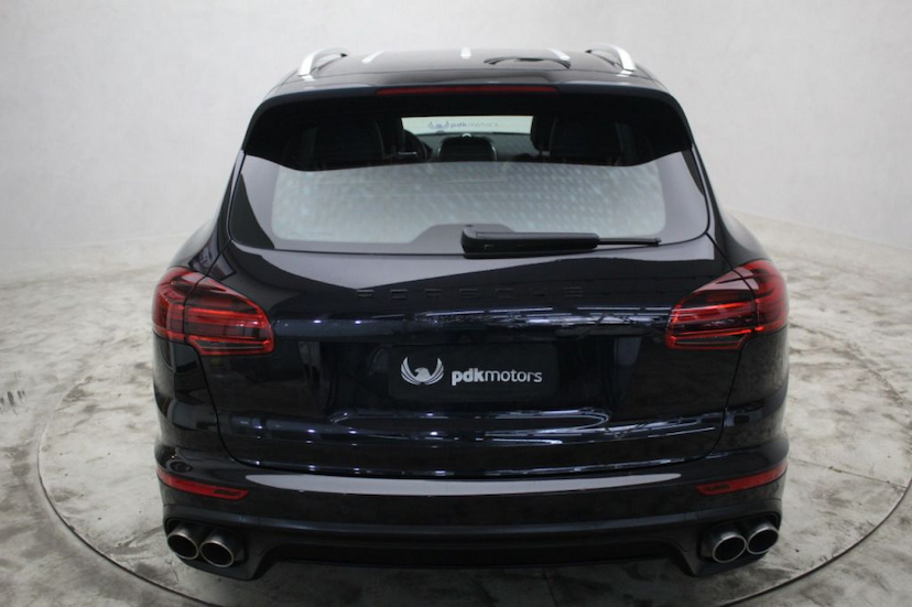 Foto do veículo PORSCHE CAYENNE S 2015 43.458 KM 235.000,00
