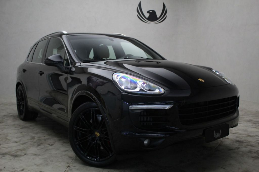 Foto do veículo PORSCHE CAYENNE S 2015 43.458 KM 235.000,00