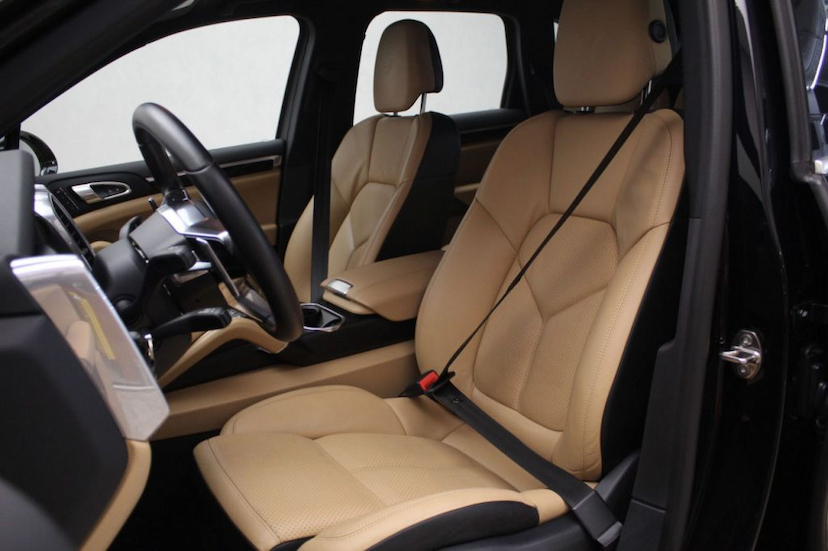 Foto do veículo PORSCHE CAYENNE S 2015 43.458 KM 235.000,00