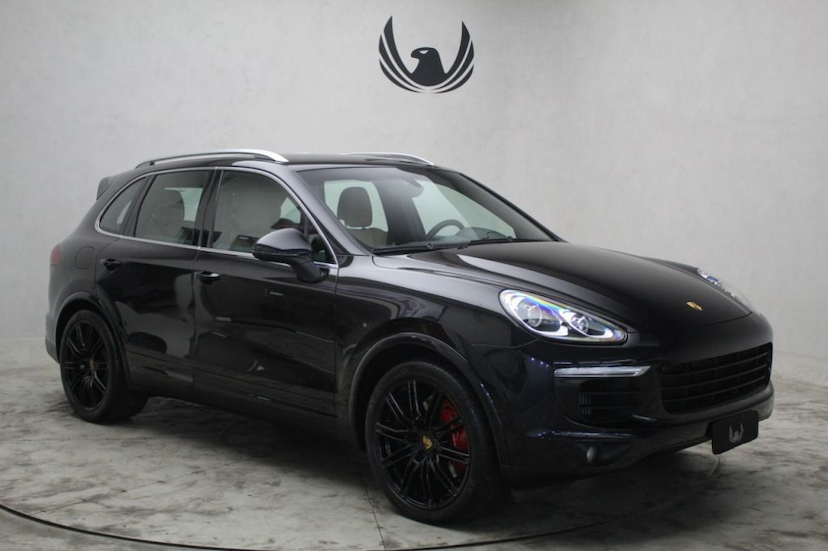 Foto do veículo PORSCHE CAYENNE S 2015 43.458 KM 235.000,00