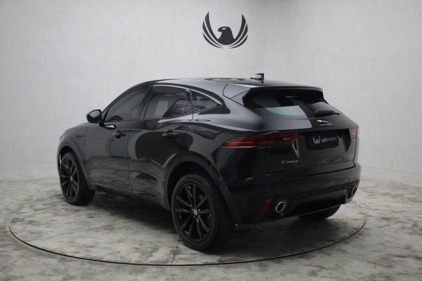 Foto do veículo JAGUAR E-PACE P250 R DYNAMIC S 2019 29.482 KM 229.000,00