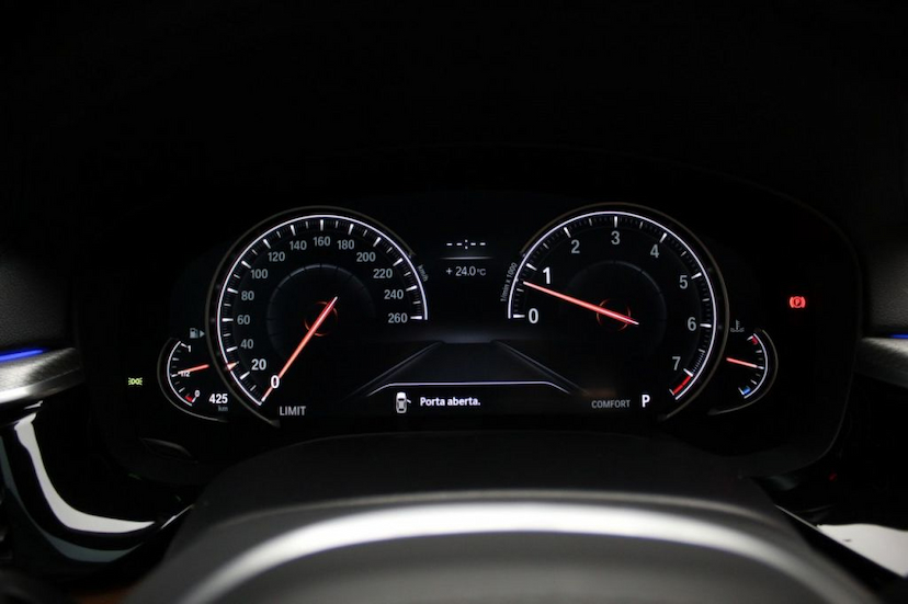 Foto do veículo BMW 540I M SPORT 2018 18.030 KM 269.000,00
