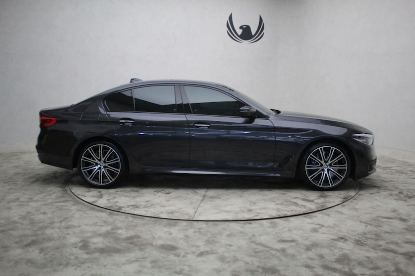 Foto do veículo BMW 540I M SPORT 2018 18.030 KM 269.000,00