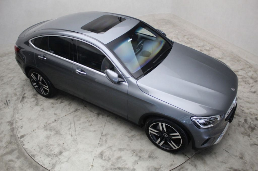 Foto do veículo MERCEDES-BENZ GLC 300 COUPé 2020 17.375 KM 478.000,00