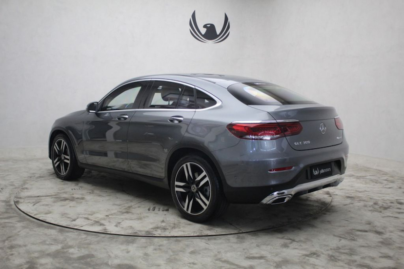 Foto do veículo MERCEDES-BENZ GLC 300 COUPé 2020 17.375 KM 478.000,00