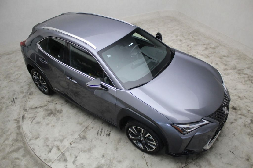 Foto do veículo LEXUS UX 250H HYBRID DYNAMIC 2019 1.610 KM 179.000,00