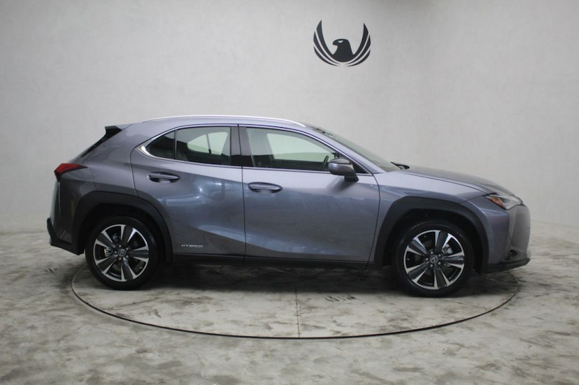 Foto do veículo LEXUS UX 250H HYBRID DYNAMIC 2019 1.610 KM 179.000,00