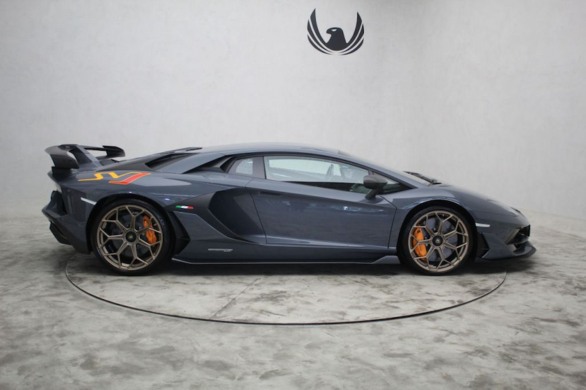 Foto do veículo LAMBORGHINI AVENTADOR SVJ 2019 850 KM 6.500.000,00