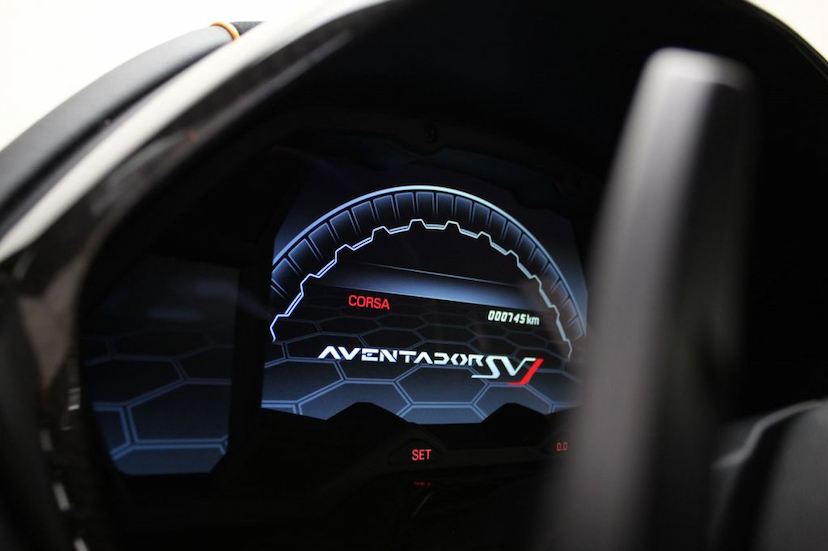 Foto do veículo LAMBORGHINI AVENTADOR SVJ 2019 850 KM 6.500.000,00